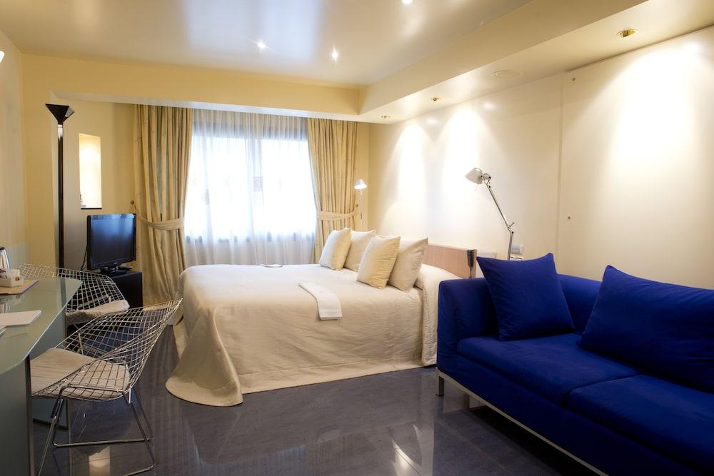 A Casa Canut Hotel Gastronomic Les Escaldes Exteriör bild A room at the hotel