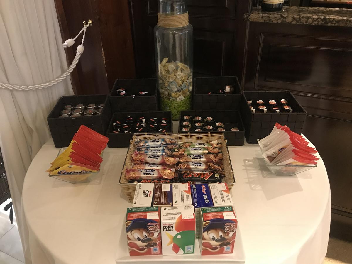 A Casa Canut Hotel Gastronomic Les Escaldes Exteriör bild A selection of Swiss International's inflight snacks